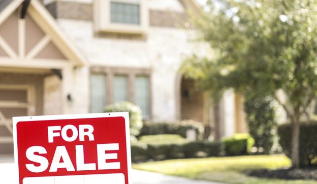 Essential Real Estate Tips For Buying And Selling Homes